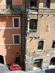Maria-rosa Rome